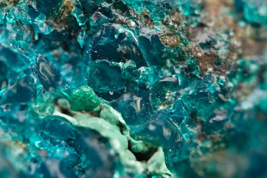 Chrysocolla vs Turquoise