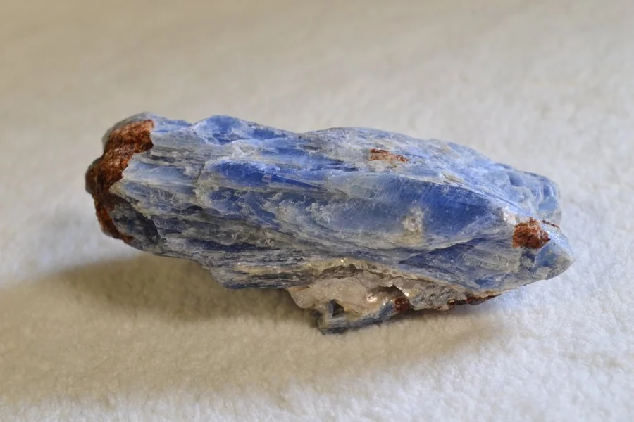 Gems Minerals and Finds