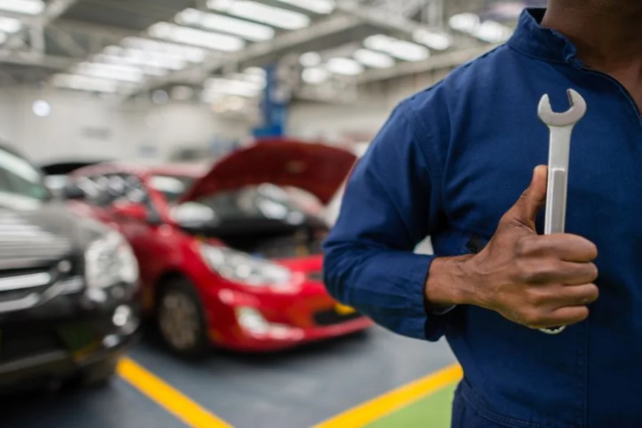 Why Choose A Luxury Auto Body Shop in St. Louis for Collision Repairs