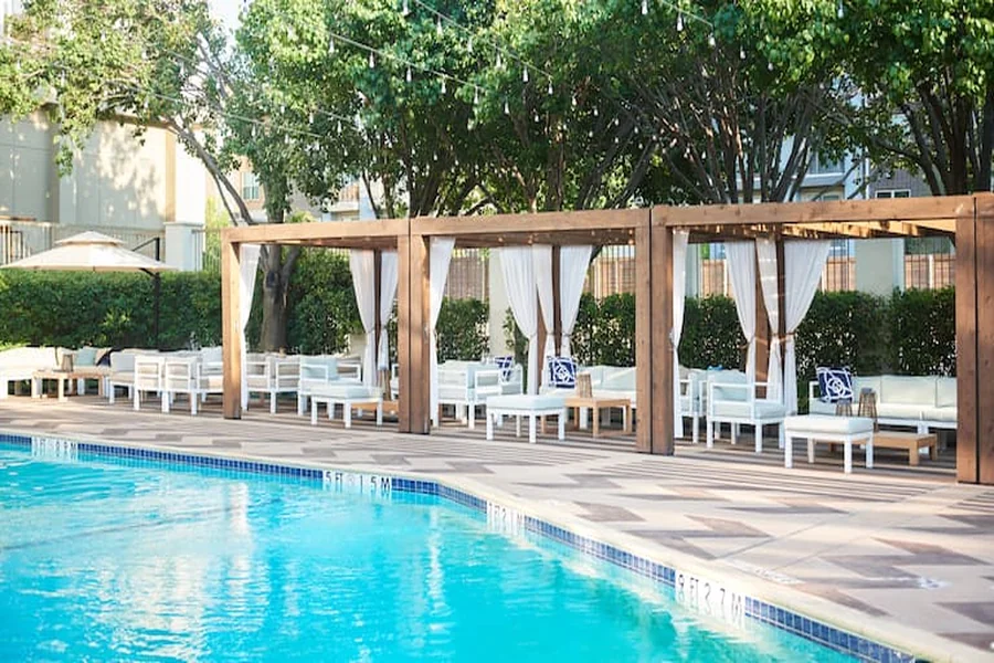 Discover DoubleTree by Hilton Dallas Market Center Experience